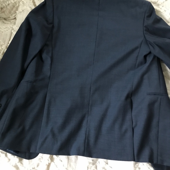 Boys Michael Kors Navy Suit , jacket and pants - Picture 7 of 7